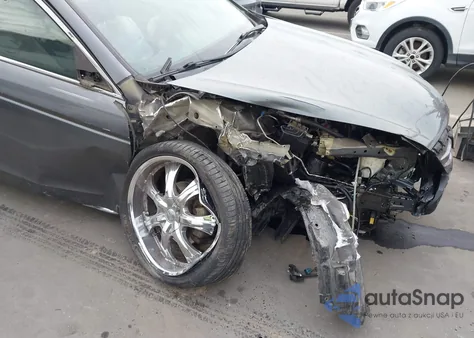 2011 Honda Accord 3.5 Ex-L z USA, uszkodzony, nr VIN 1HGCP3F82BA005545